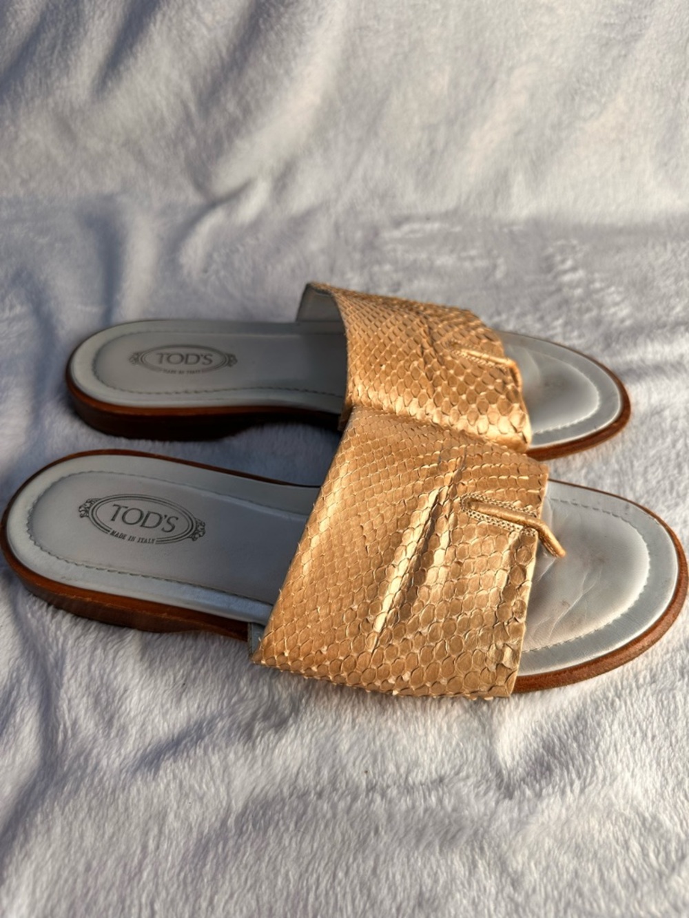 TOD'S Metallic Gold Textured Leather Slide Sandals Size 8.5 Italy